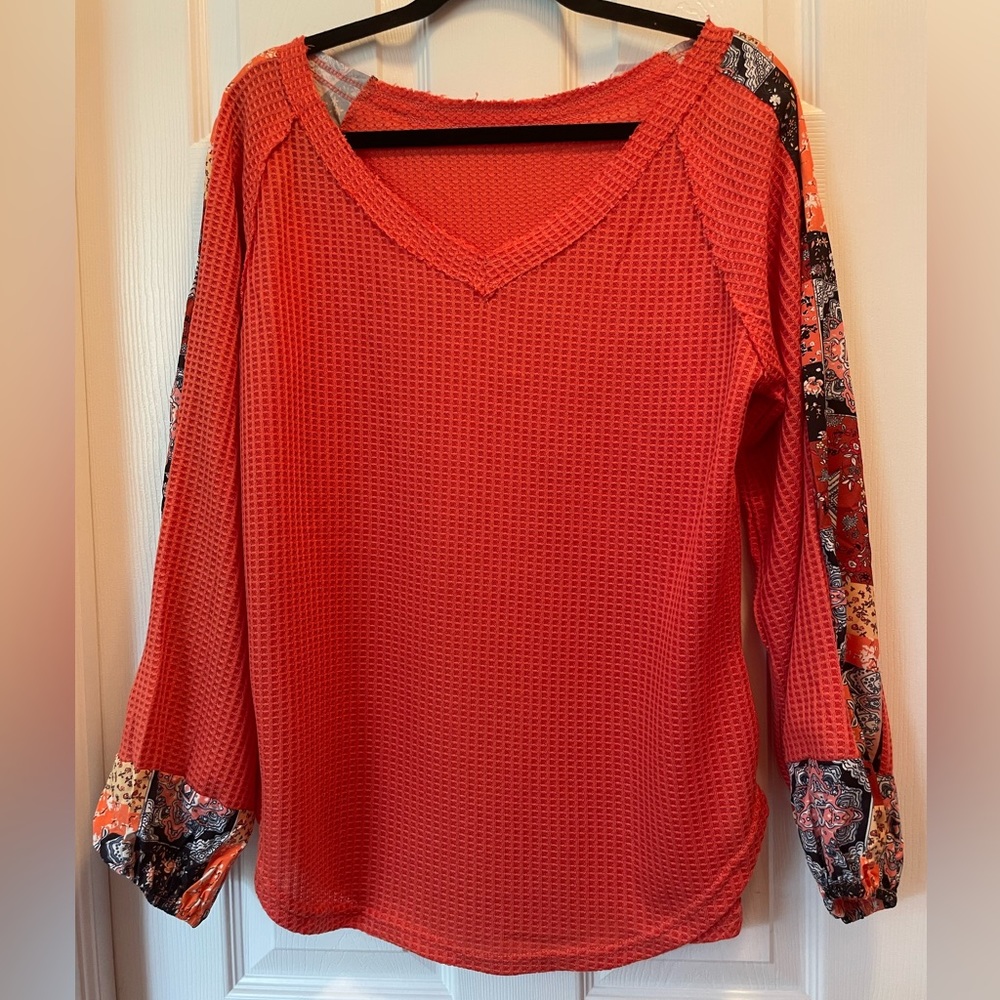 Banks boutique long sleeve shirt.